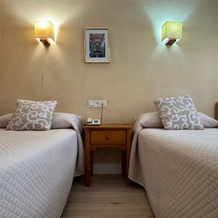 Hostal Atienzar アルバセテ エクステリア 写真