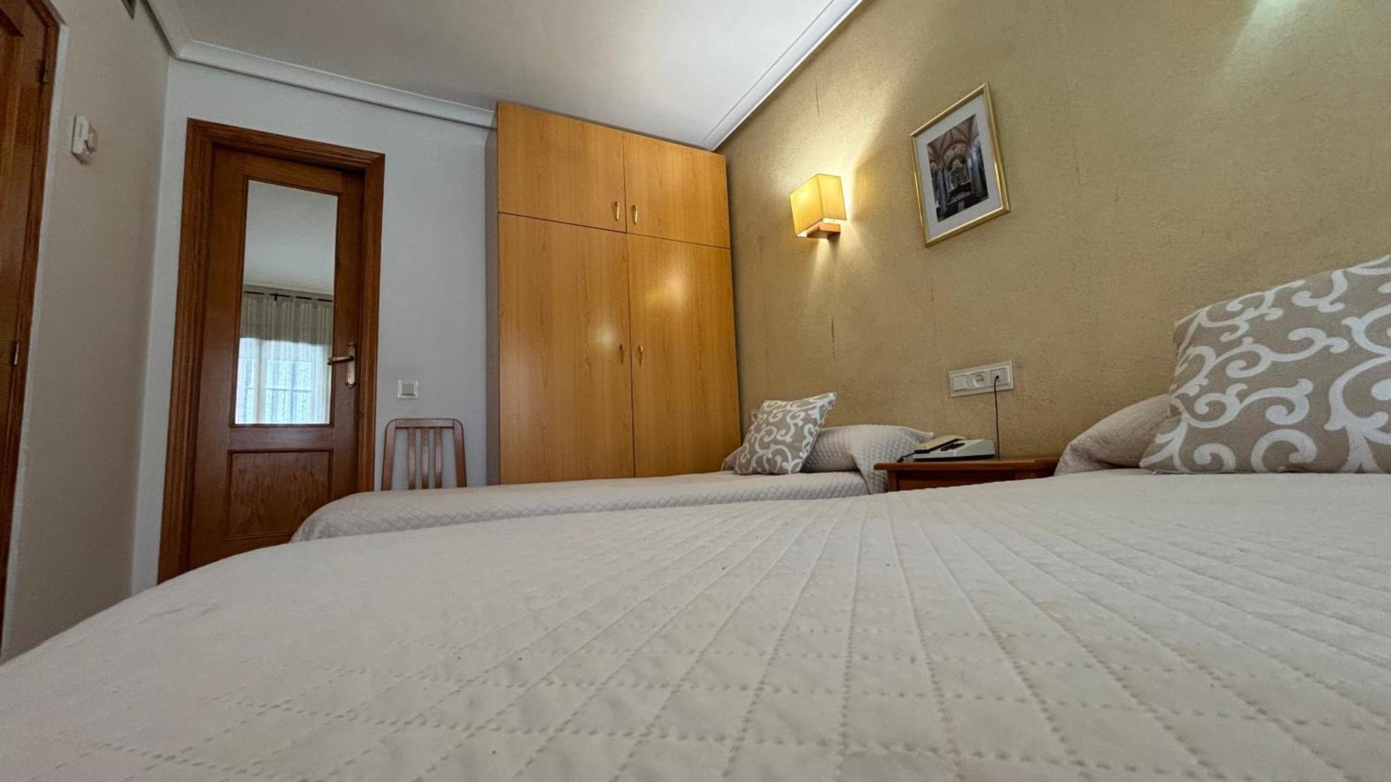 Hostal Atienzar アルバセテ エクステリア 写真