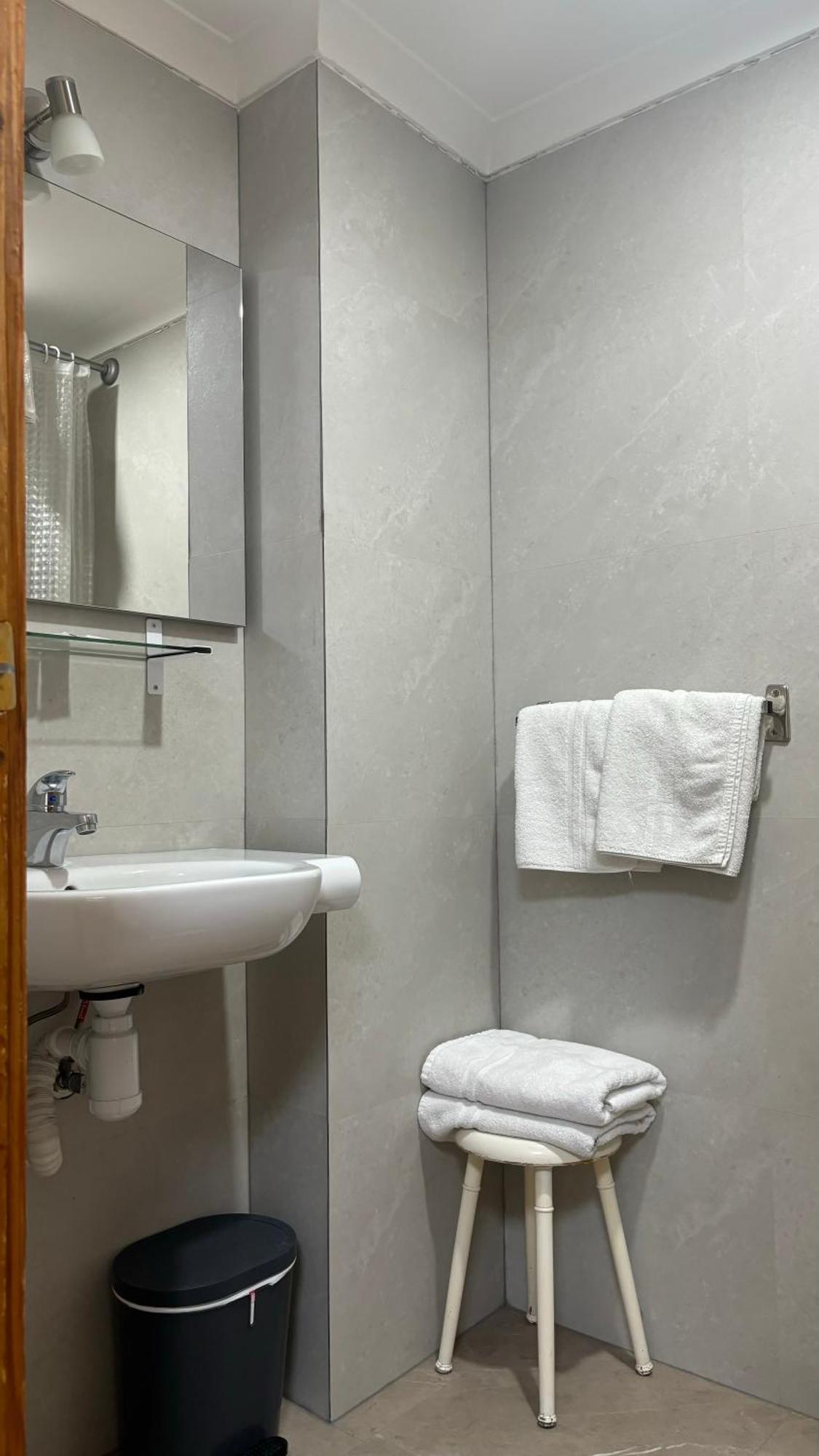 Hostal Atienzar アルバセテ エクステリア 写真