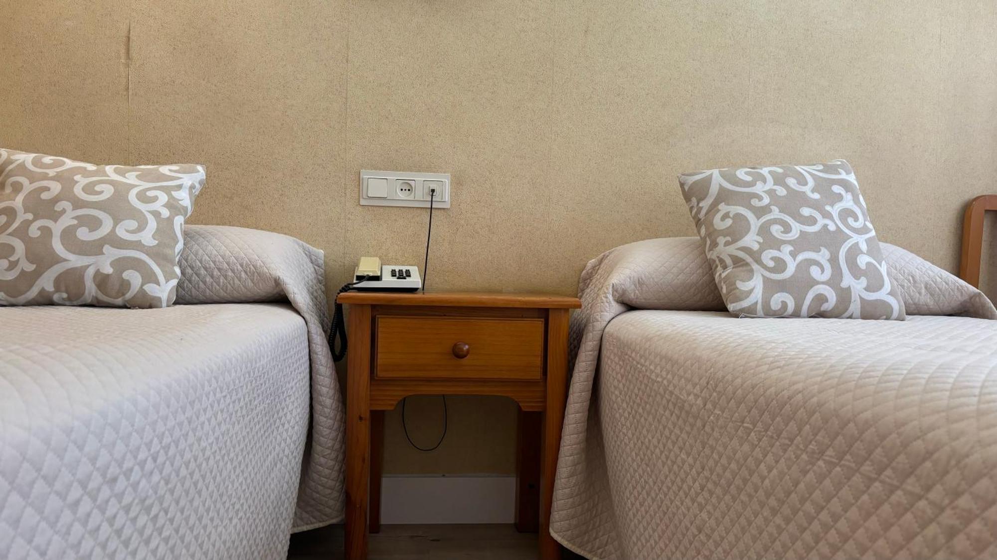 Hostal Atienzar アルバセテ エクステリア 写真