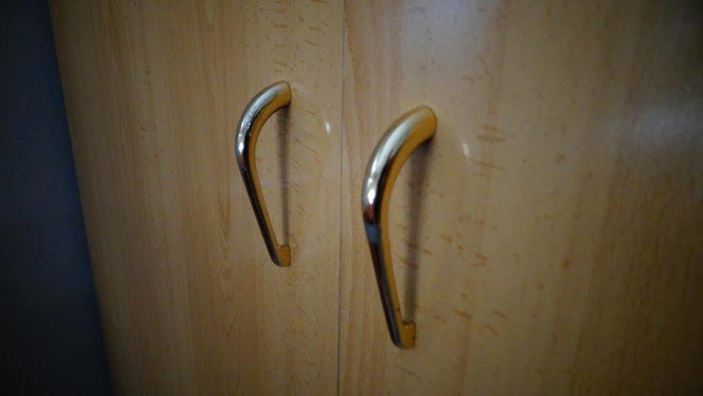 Hostal Atienzar アルバセテ エクステリア 写真